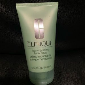 Clinique Foaming Sonic Facial Soap - 150ml